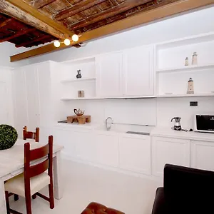 lhp-suite-roma-trastevere.it-romehotels.com/